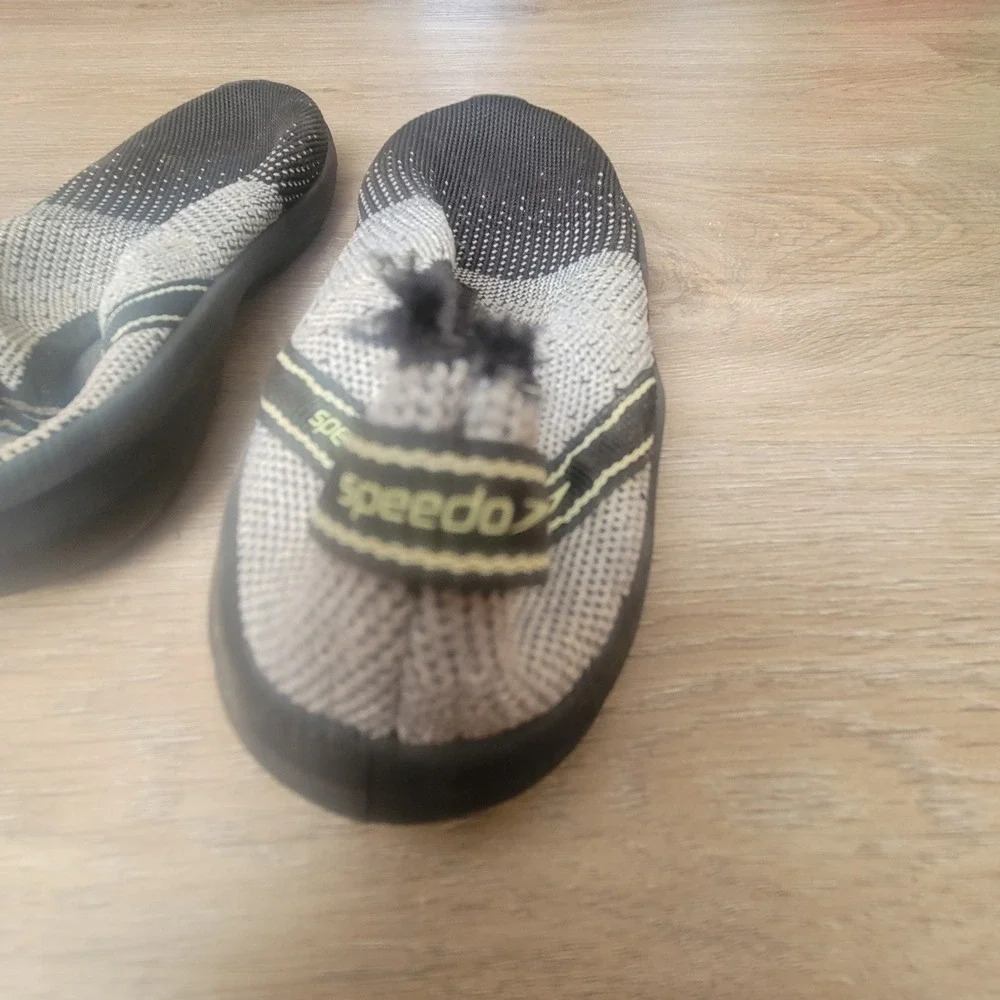 Speedo Kids Water Shoes 4 Black Grey‎ Surfknit Pro Athletic Swim Beach Shoe